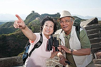 《吸血鬼幸存者》及两个DLC将于8月登录Apple Arcade